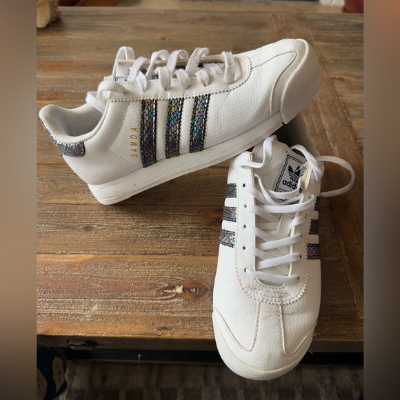 Gently used - Picture 3 of 3